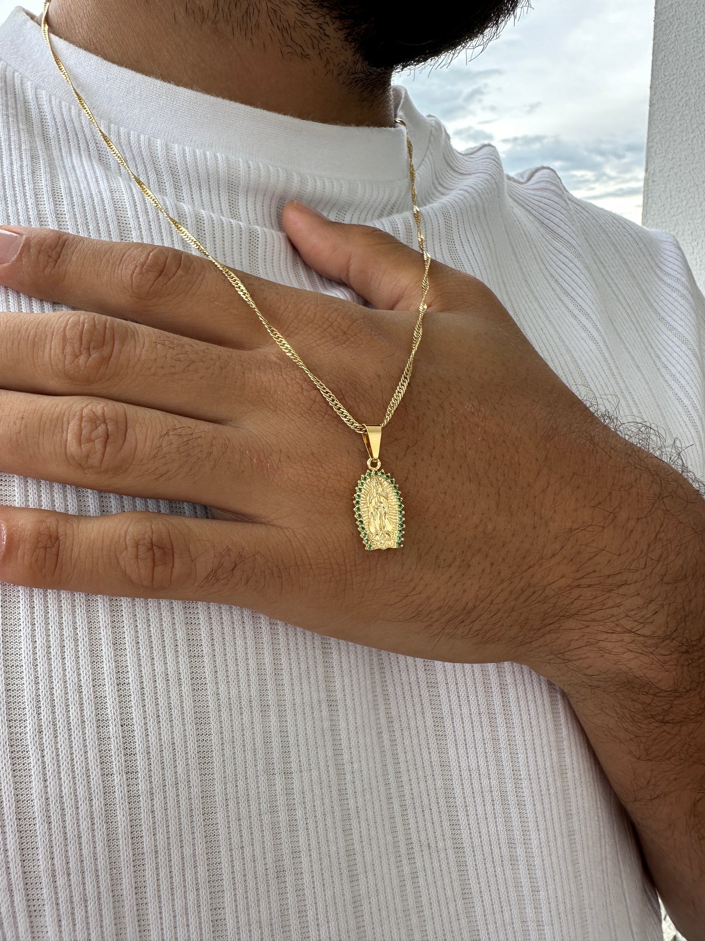 Cadena Trenzada 60cm + Virgen Piedras